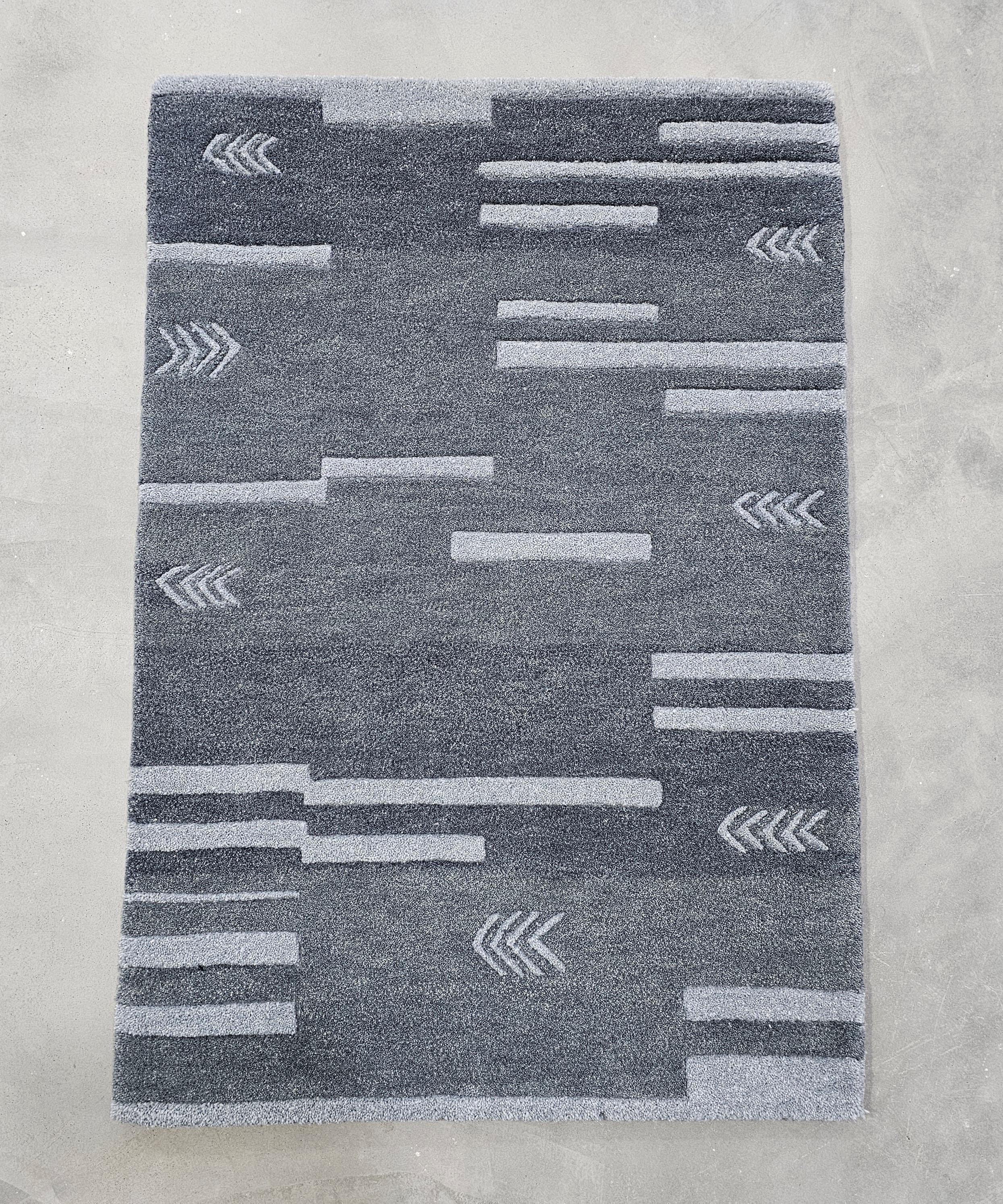 Crescentz carpet