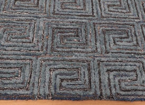 Crescentz carpet