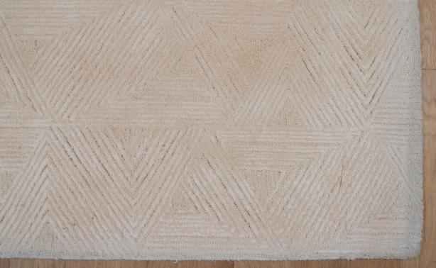 Crescentz carpet